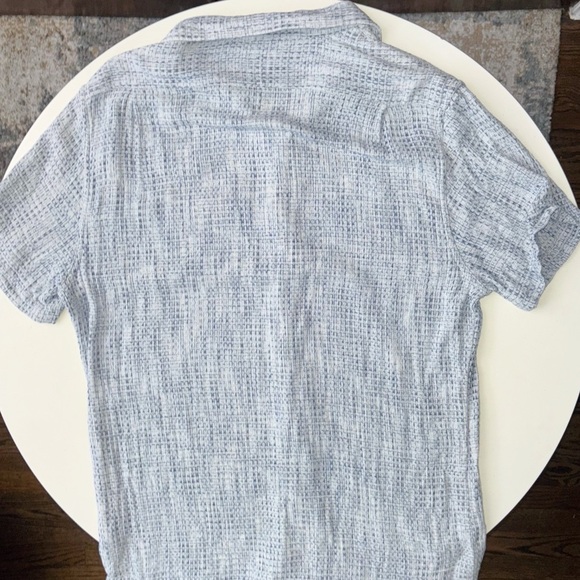 The Normal Brand Men’s Freshwater Short Sleeve Button-Up Shirt Size Large Blue - Picture 5 of 6